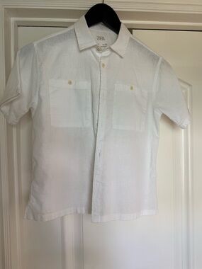 Zara White Short-Sleeve Button-Down Shirt